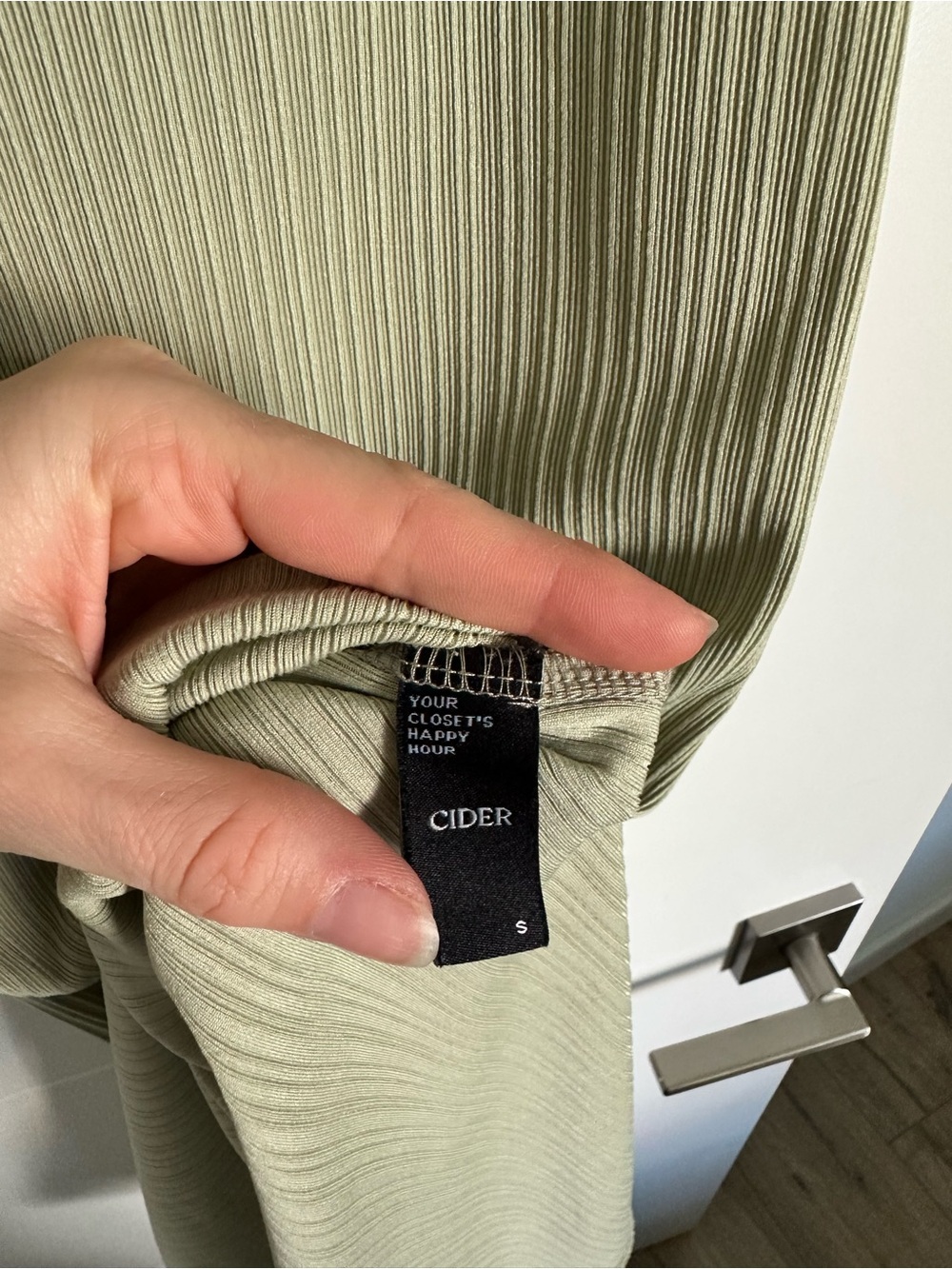 Cider Ribbed Fitted Dress - Picture 5 of 5